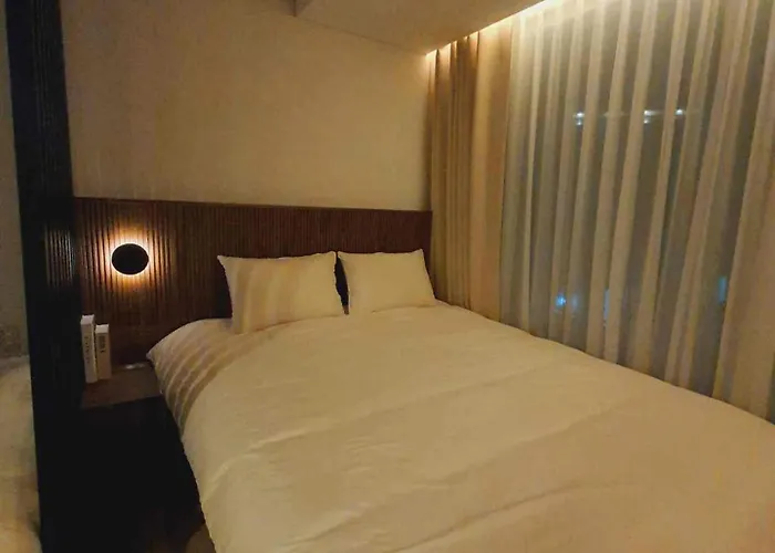 Ban Apartament *